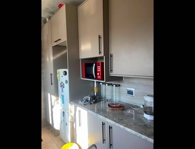 2 BEDROOM APARTMENT FOR SALE IN WYCHWOOD